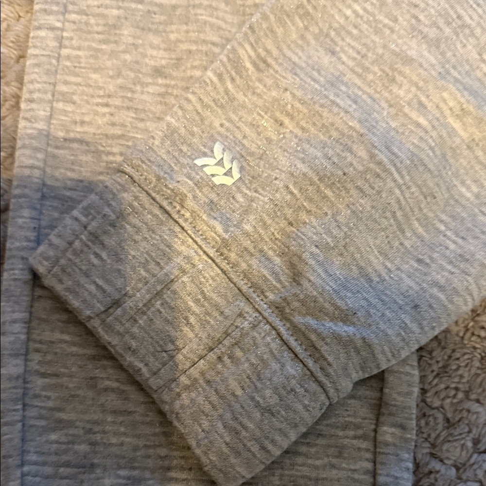 All in Motion Cozy Gray Joggers Girls Medium 7/8 NWT - Picture 4 of 9